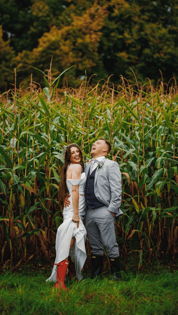 bride and groom forehead to forehead